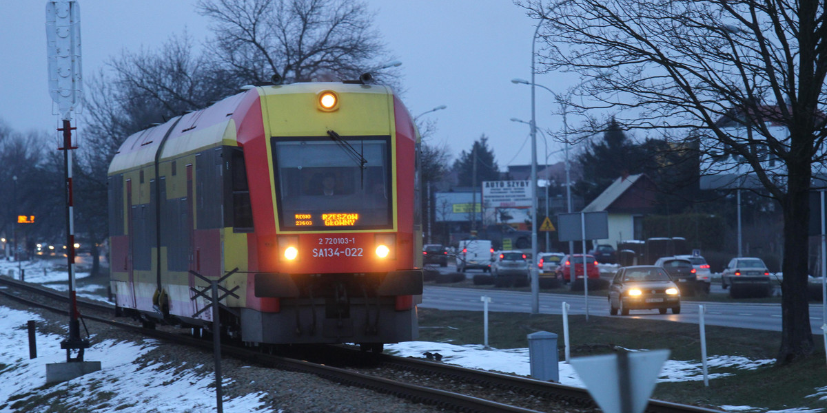 Z powodu remontów kolej wprowadza komunikację zastępczą na trasie z Rzeszowa do Lublina