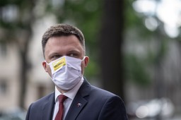 Hołownia: Nie ma czegoś takiego jak narodowa kwarantanna. Trzeba wprowadzić stan klęski żywiołowej