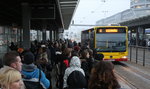 Tramwaje i autobusy od dziś pojadą rzadziej