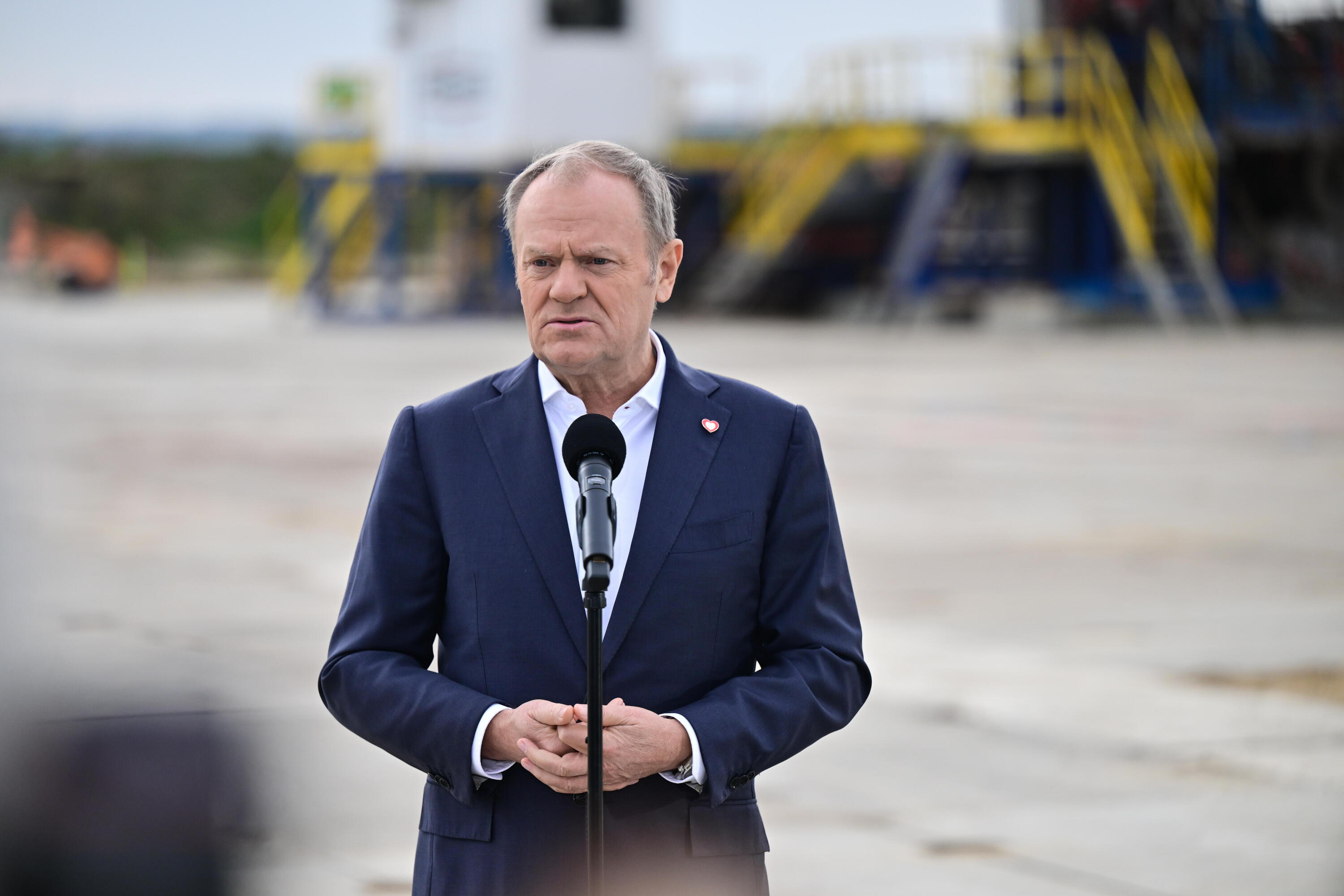 Tusk o pacjentach onkologicznych: To kłamstwo i granie chorymi