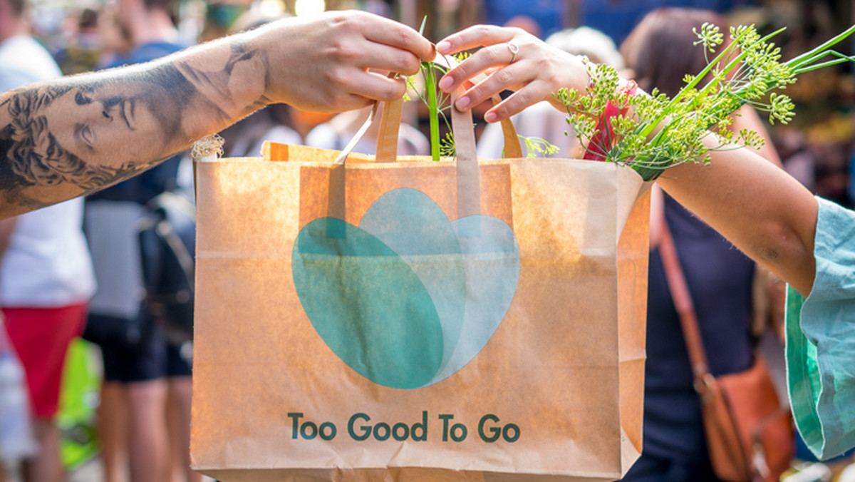 Too Good To Go - aplikacja, dzięki której zjemy za kilka zł i pomożemy w walce z marnowaniem jedzenia