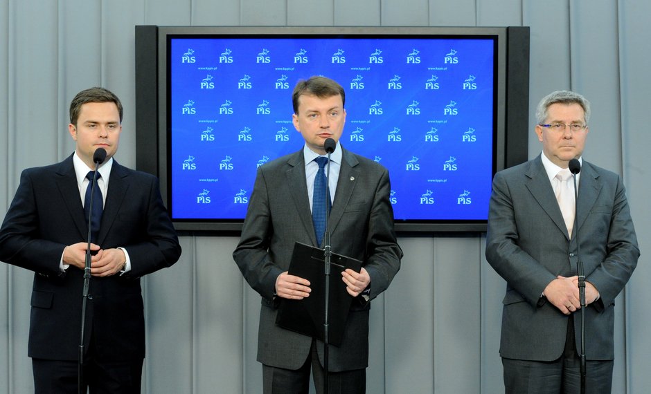 Adam Hofman, Mariusz Błaszczak i Ryszard Czarnecki, fot. PAP/Grzegorz Jakubowski