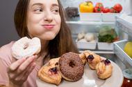 Nasze dzieci jedzą źle, zarówno w domu, jak i w szkole - alarmują dietetycy.