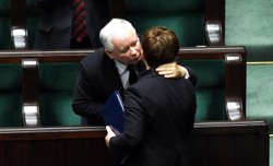 10 najważniejszych OBIETNIC z expose Beaty Szydło. Zobacz ZDJĘCIA z Sejmu