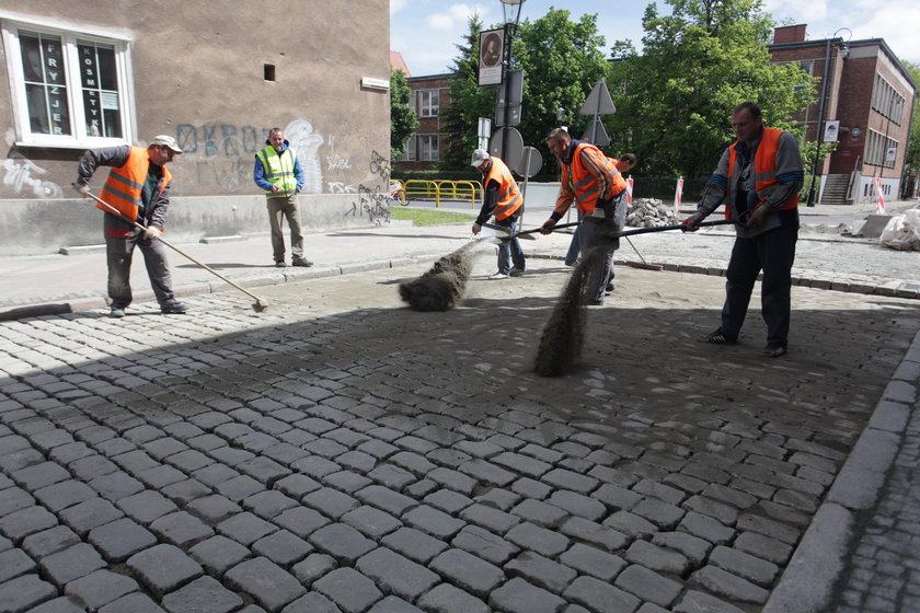 Remontują ul. Straganiarską w Gdańsku