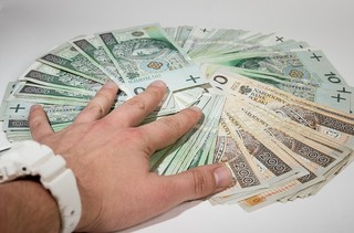 Poradnik: jak wybrać odpowiedni kredyt gotówkowy?