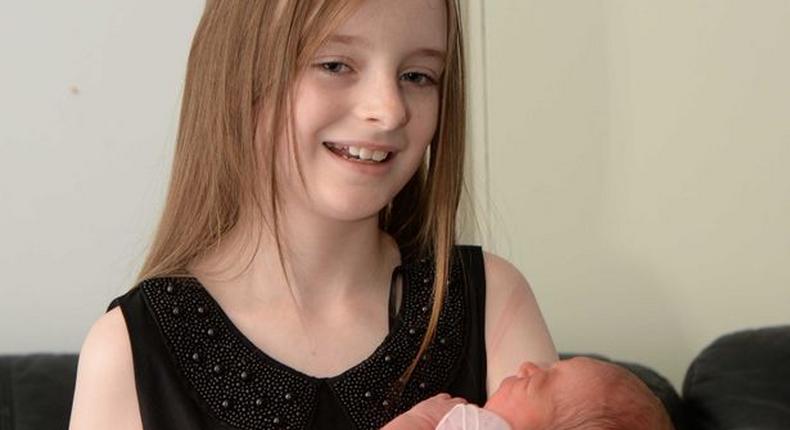 11 year-old girl goes viral after she delivered her baby sister