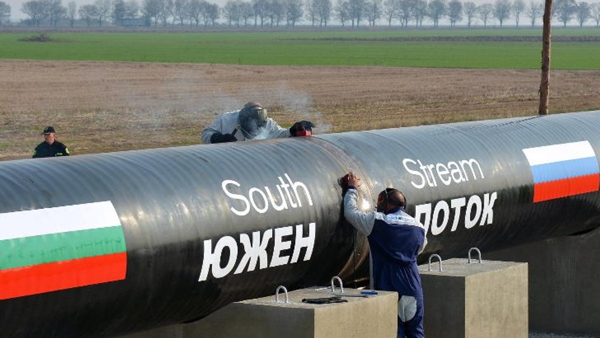 Ministerstwo gospodarki Bułgarii zarządziło wstrzymanie w kraju wszelkich prac nad projektem budowy gazociągu South Stream, który ma dostarczać rosyjski gaz do Europy Środkowej i Południowej z pominięciem Ukrainy. Resort poinformował o tym we wtorek.