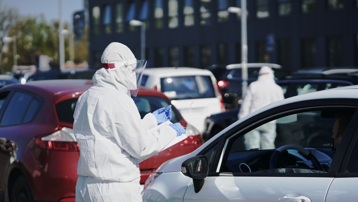 Koronawirus w Polsce. Trzy przypadki zakażenia wariantem Lambda