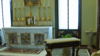 Már bárki meglátogathatja a pápa fényűző rezidenciáját - videó