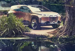 BMW Vision iNext – wyczekiwany koncept okazał się paskudny