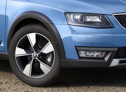 Nowe kombi Skody z większym prześwitem i napędem 4x4! Octavia scout - pierwsze zdjęcia