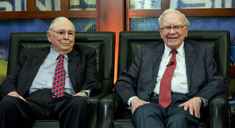 Charlie Munger (L) and Warren Buffett (R). Nati Harnik/Associated Press