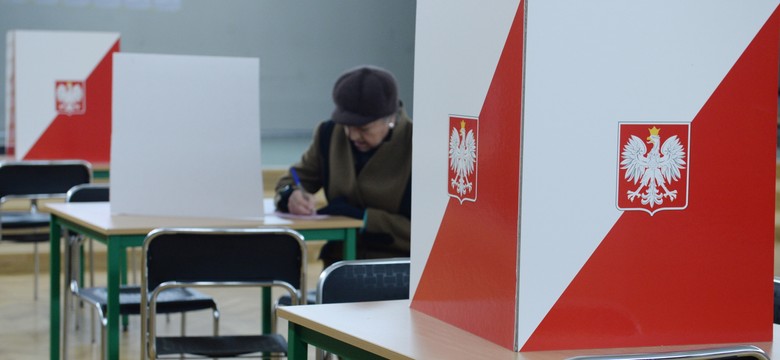 Rozpoczęła się druga tura wyborów samorządowych. PKW: Na razie bez zakłóceń w głosowaniu