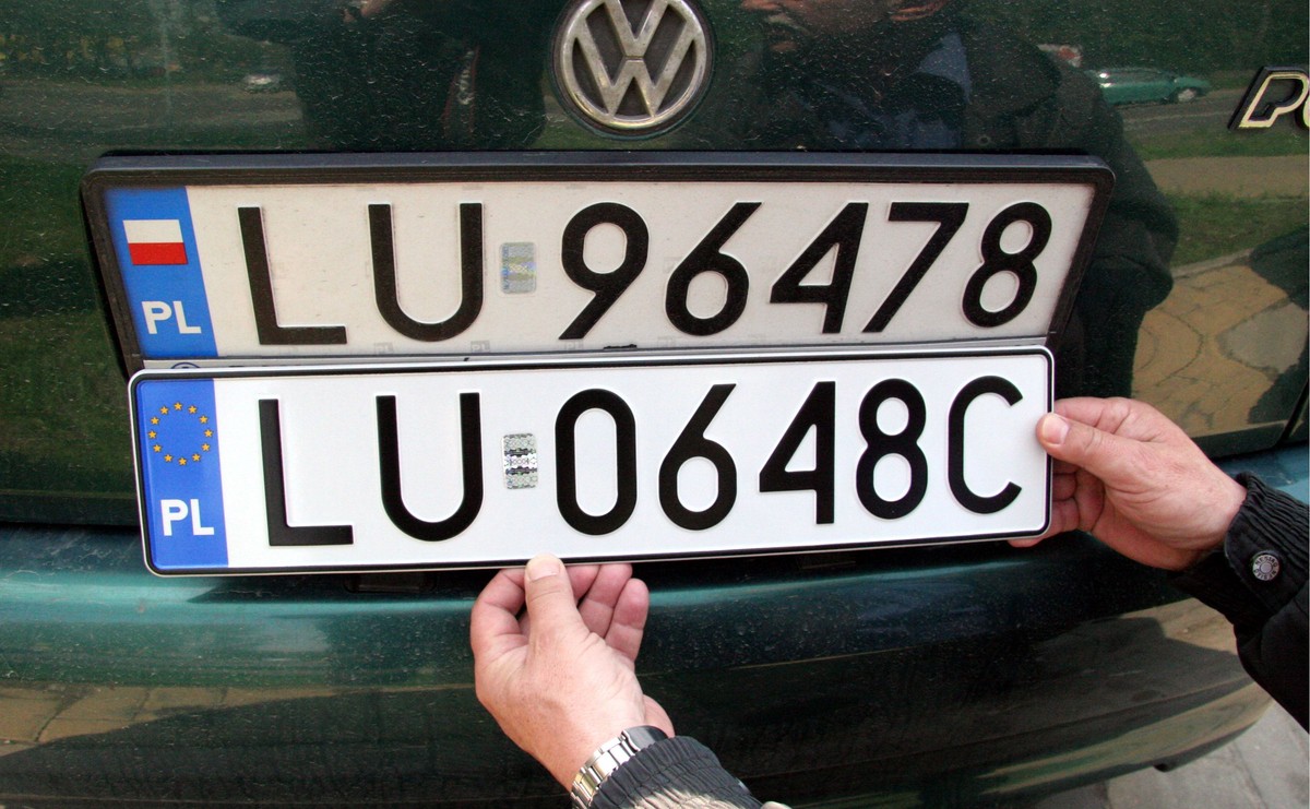 10 000 zł za złomowanie samochodu spalinowego. Od 3 lutego 2025 roku rusza nowy program dopłat do aut elektrycznych NaszEauto