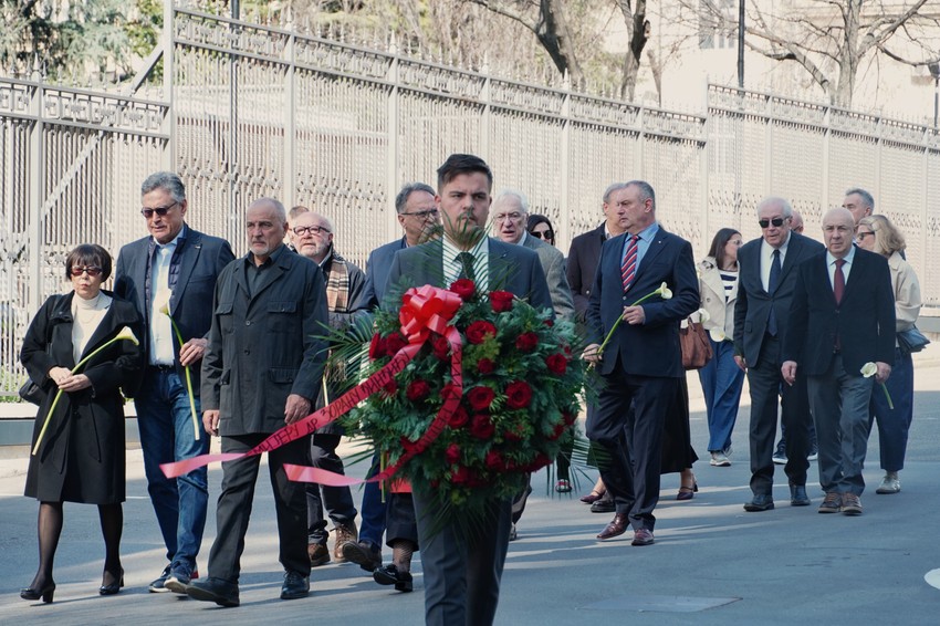 Odavanje pošte Zoranu Đinđiću