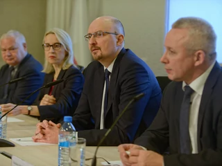 Komitet Stabilności Finansowej (od lewej): prezes NBP Adam Glapiński, minister finansów Teresa Czerwińska, p.o. szefa KNF Marcin Pachucki oraz prezes BFG Zdzisław Sokal