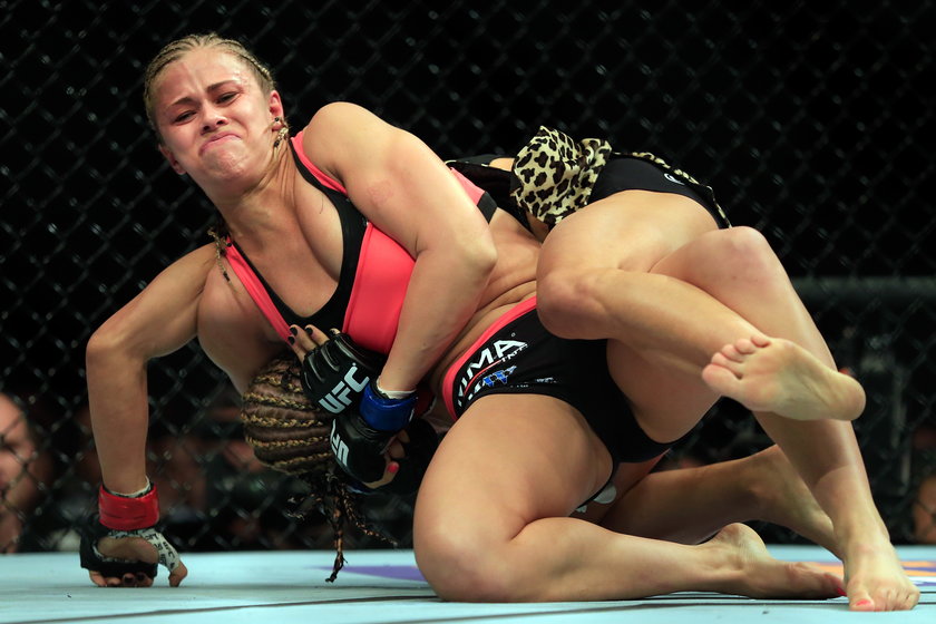 Ta piękność w ringu zamienia się w diablicę! Paige VanZant