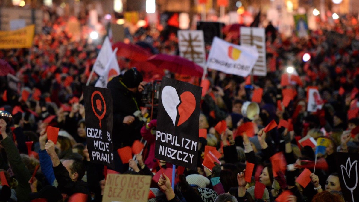 protest strajk kobiet dzień kobiet