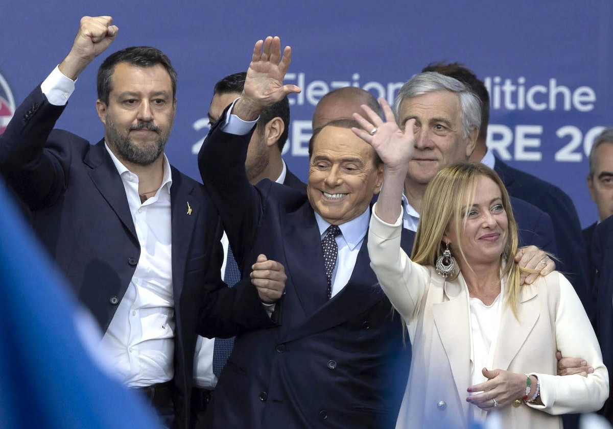 Matteo Salvini, Silvio Berlusconi i Giorgia Meloni. Dostawca: PAP/EPA.