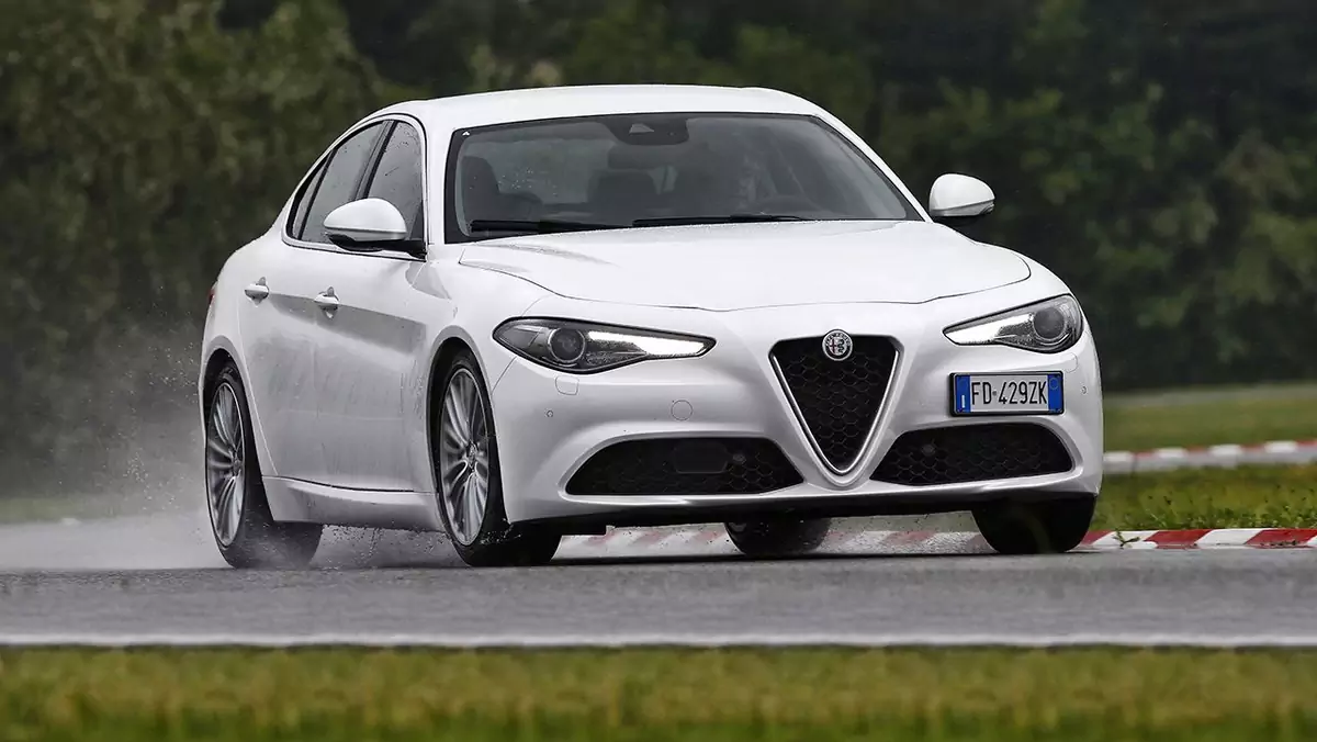 Alfa Romeo Giulia 