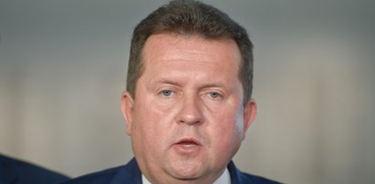 Prezydent Legionowa obraził kobiety, teraz się nimi zasłania