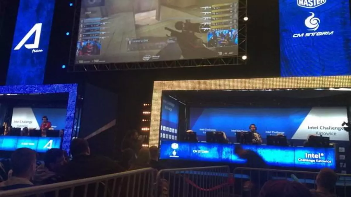 Kobieca drużyna Alsen Team na Intel Extreme Masters 2015