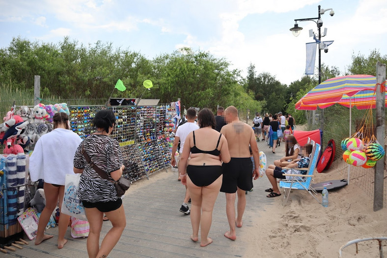 Przy jednym z wejść na plażę we Władysławowie