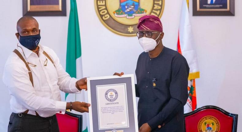 Governor Babajide Sanwo-Olu receives Guinness World Records certificate for Lagos Anniversary Cupcakes (NAN) 