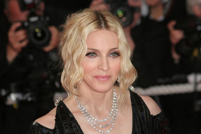 Nem hiszi el, Madonna mijét árulja az interneten