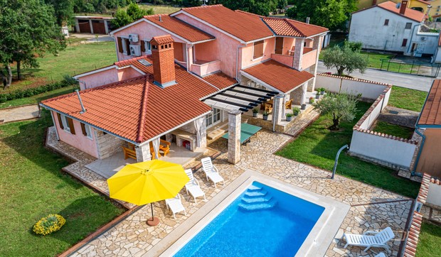 Kuća sa bazenom