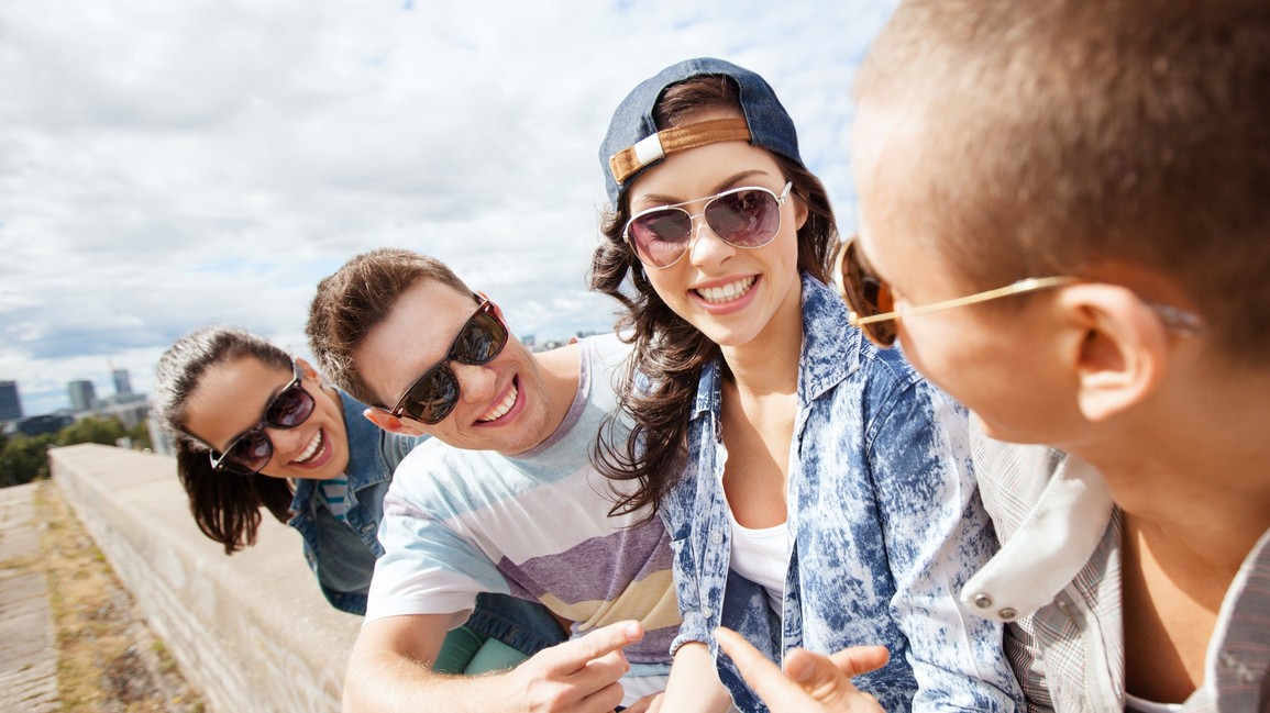 Ktoré staromódne zvyky sú pre generáciu Z úplne nepochopiteľné? A ako sa v tom nájdete vy?