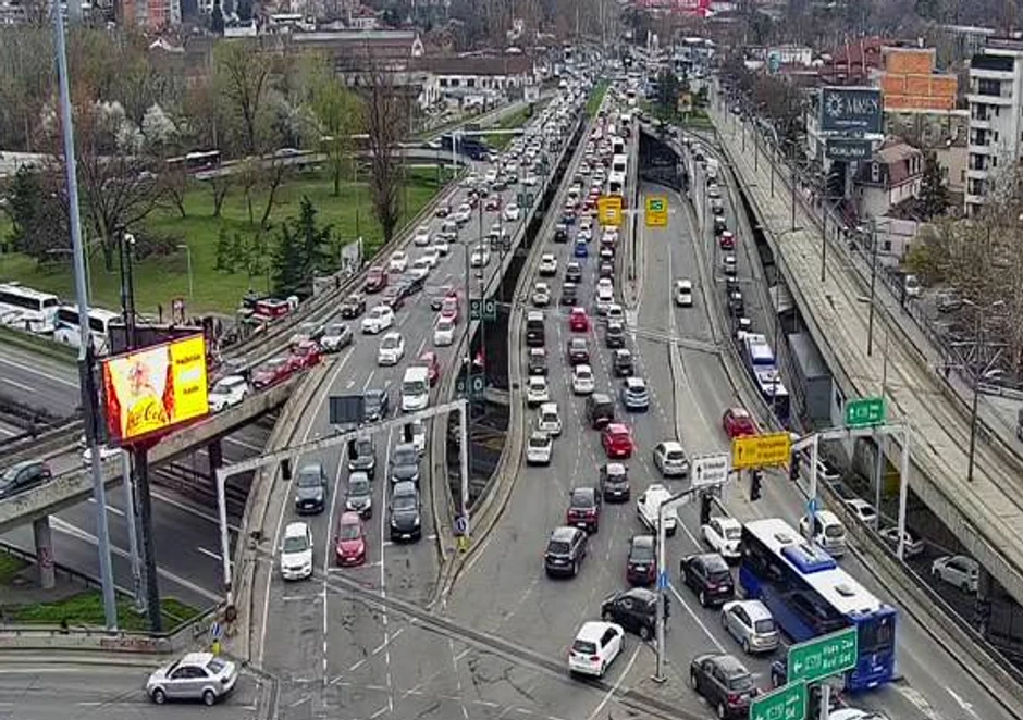 Kolaps na Autokomandi