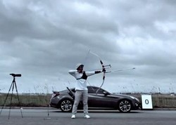 Co jest szybsze? Hyundai czy strzała wystrzelona z łuku?