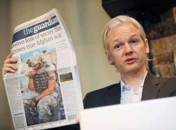 Francuski dziennik honoruje szefa Wikileaks