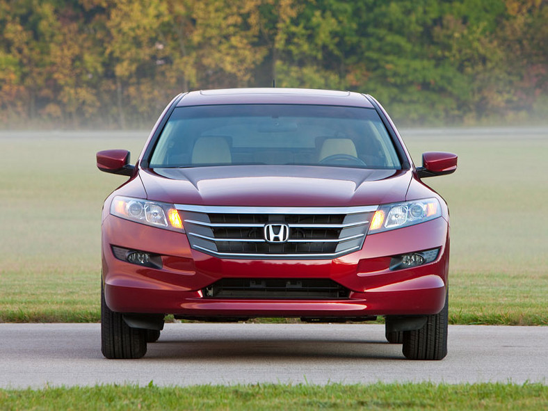 Honda Accord Crosstour: kolejny mikst liftbacka, coupé i SUV-a