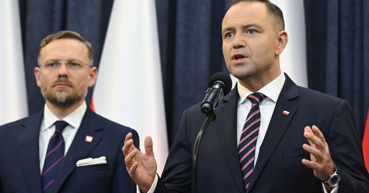 Urzędnicy Karola Nawrockiego zaczęli lingwistyczne wygibasy. Cios przyszedł z nieoczekiwanej strony