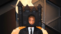 Magyar tervező kiegészítőjét viselte Will Smith fia a Grammy-gálán: a fiatal énekes Abodi Dóra különleges fejdíszében jelent meg