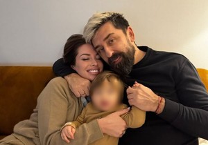 Mina i Ognjen sa sinom Perunom