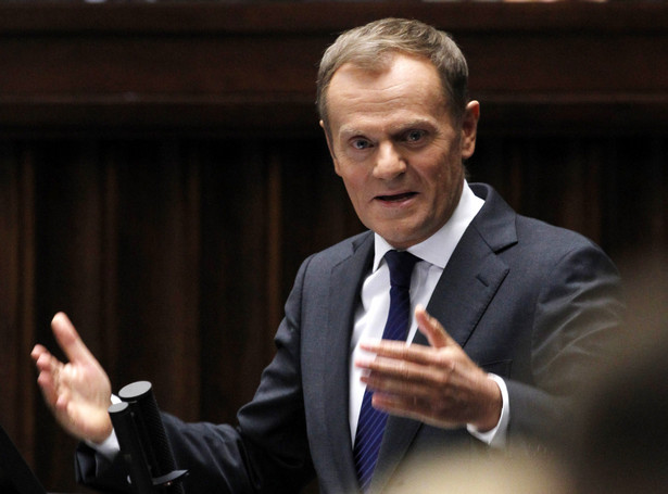 Donald Tusk do Kowalczyk: Pani Justyno, kochamy Panią!!!