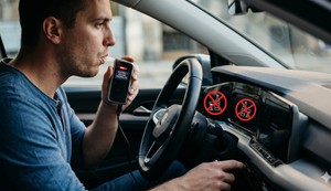 Da li će ovako izgledati startovanje automobila u budućnosti - ilustracija napravljena uz pomoć veštačke inteligencije