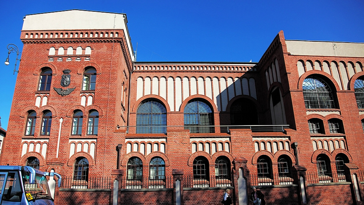 O tym, jak osiągnąć komunikatywność i atrakcyjność przekazu muzealnego, dyskutowali w czwartek w Bibliotece Uniwersytetu Warszawskiego uczestnicy sesji "Świątynia wiedzy czy teatr emocji" w ramach konferencji "Polskie muzea historyczne w perspektywie europejskiej".