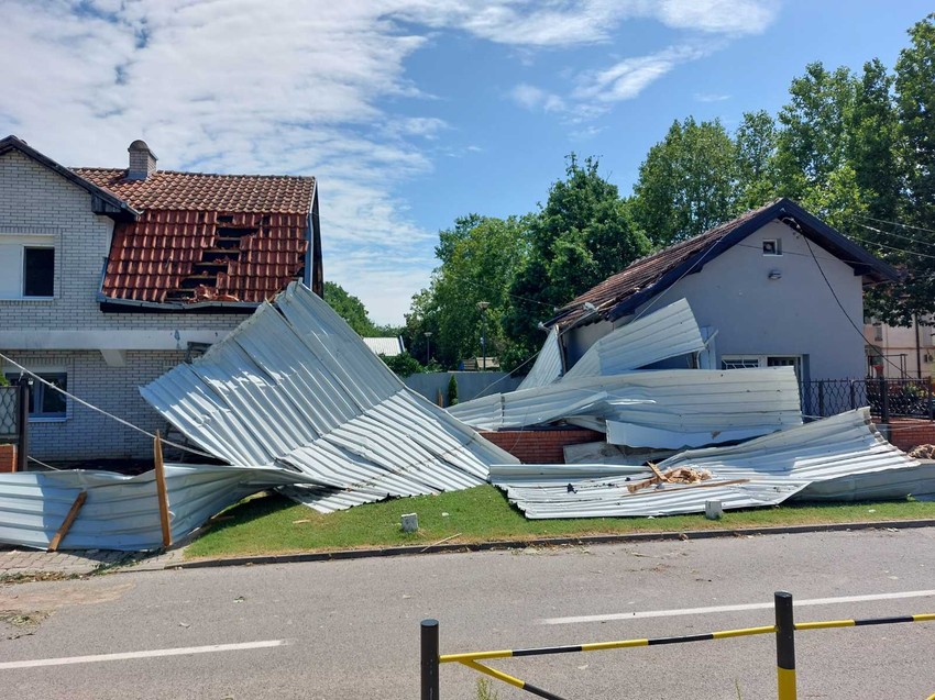 Posledice superćelijske oluje prošle godine