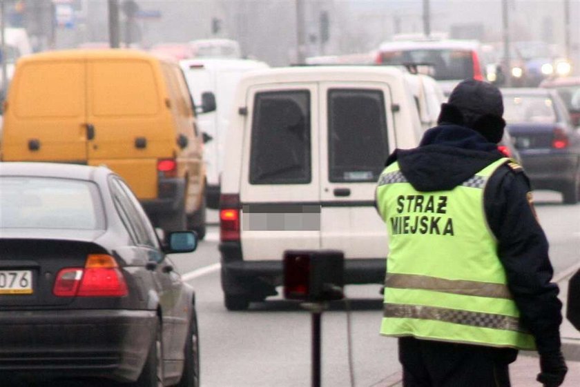 Większe uprawnienia dla "kanara" i straży miejskiej