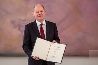 Olaf Scholz – jakie doświadczenie ma nowy kanclerz Niemiec?