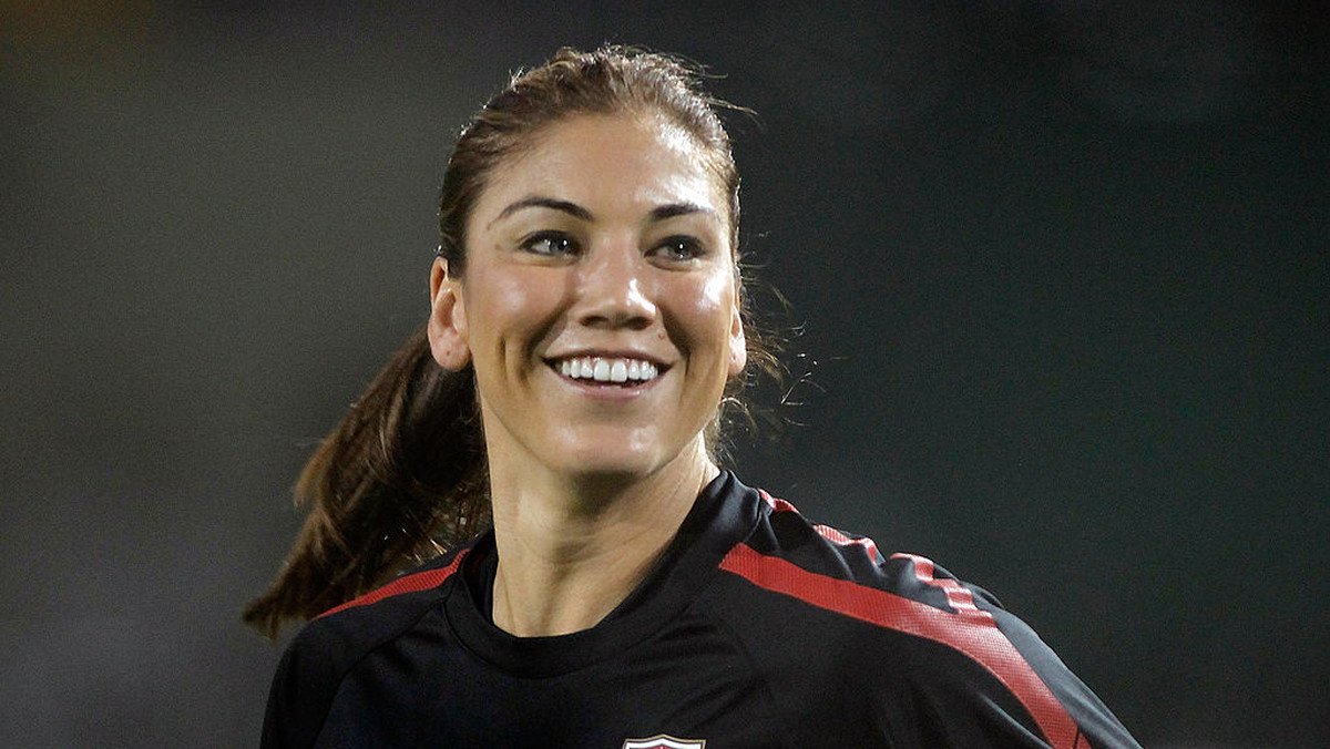 Hope Solo pod koniec września przeszła operację barku, ale bardzo szybko odzyskuje siły. Na swoim profilu na Instagramie bramkarka zamieściła nagranie z pierwszych treningów po zabiegu.