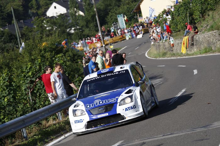 Rajd Niemiec 2010: Loeb liderem, Kościuszko na łące (1. etap, fot. Rallyworld©Willy Weyens)