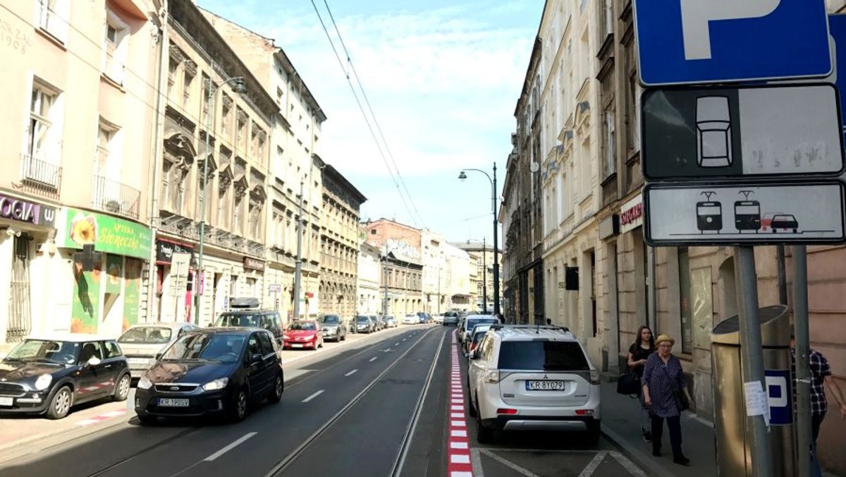 Dobiegają końca prace przy modernizacji skrzyżowania ul. Długiej z ul. Basztową. Tramwaje zaczną kursować tam jutro. Pojazdy komunikacji miejskiej będą jeździć tędy jedynie przez trzy dni.