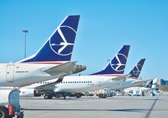 Polski samolot zatrzymany w Petersburgu. Z pokładu policja wyciągnęła opozycjonistę