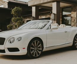 Bentley notuje spadki sprzedaży. Odchodzący prezes firmy zaskoczył powodem